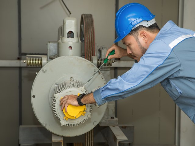 Empresa para serviço de assistência técnica para elevadores 24h - Villar Elevadores