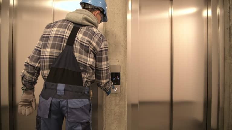 Tipos de elevadores para edifícios: conheça os modelos ideais para cada necessidade
